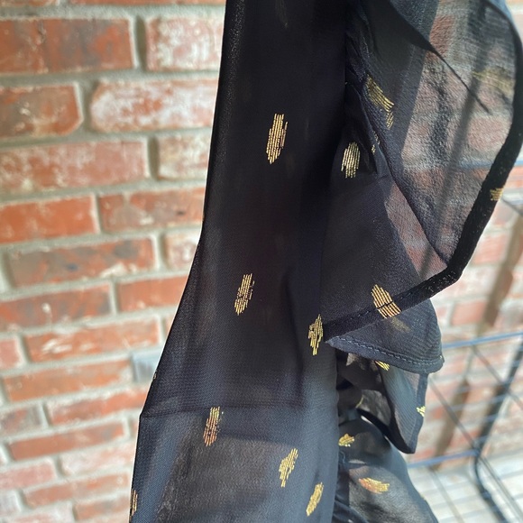 Free Generation LA Sheer top with Gold Detail - Picture 5 of 6